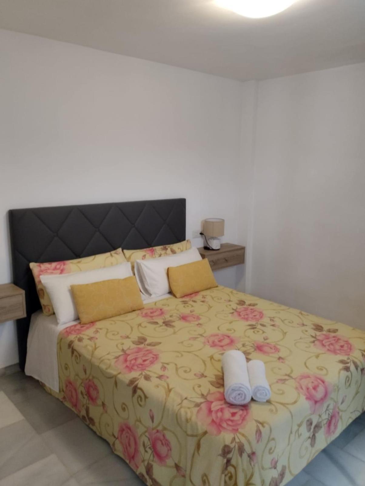 Pueblo Evita Hill Benalmadena Ngoại thất bức ảnh